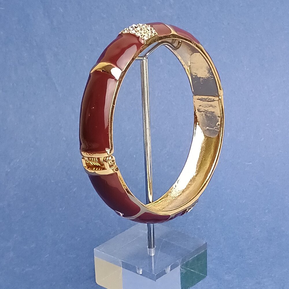 Brownish Crimson Enamel Hinge Bangle Clamper Bracelet Gold Tone Rhinestone Gold